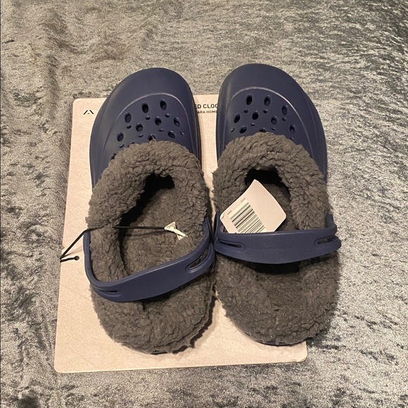 Clogs - Picture 3 of 5